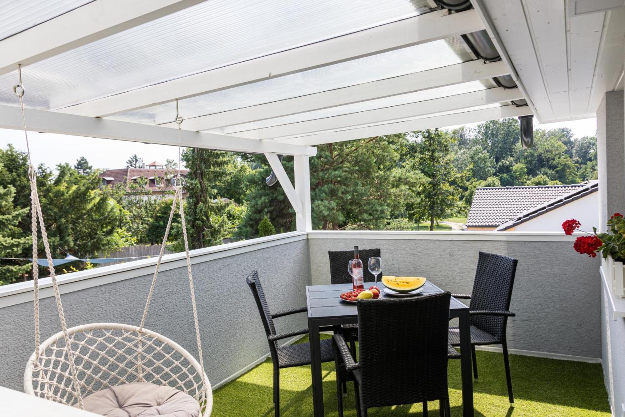 Balatonic Lemon Apartmanhaz Siofok Bagian luar foto