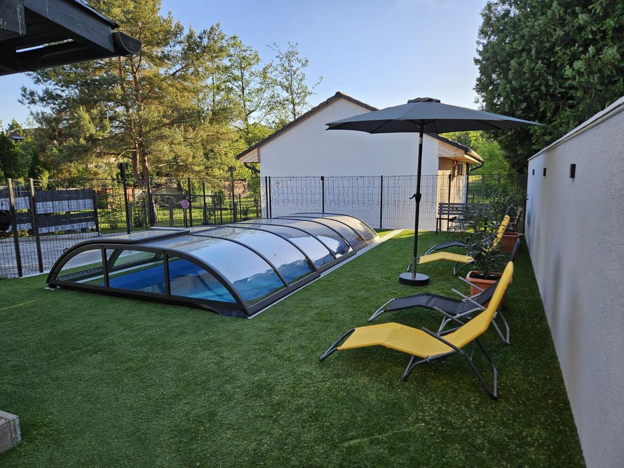 Balatonic Lemon Apartmanhaz Siofok Bagian luar foto
