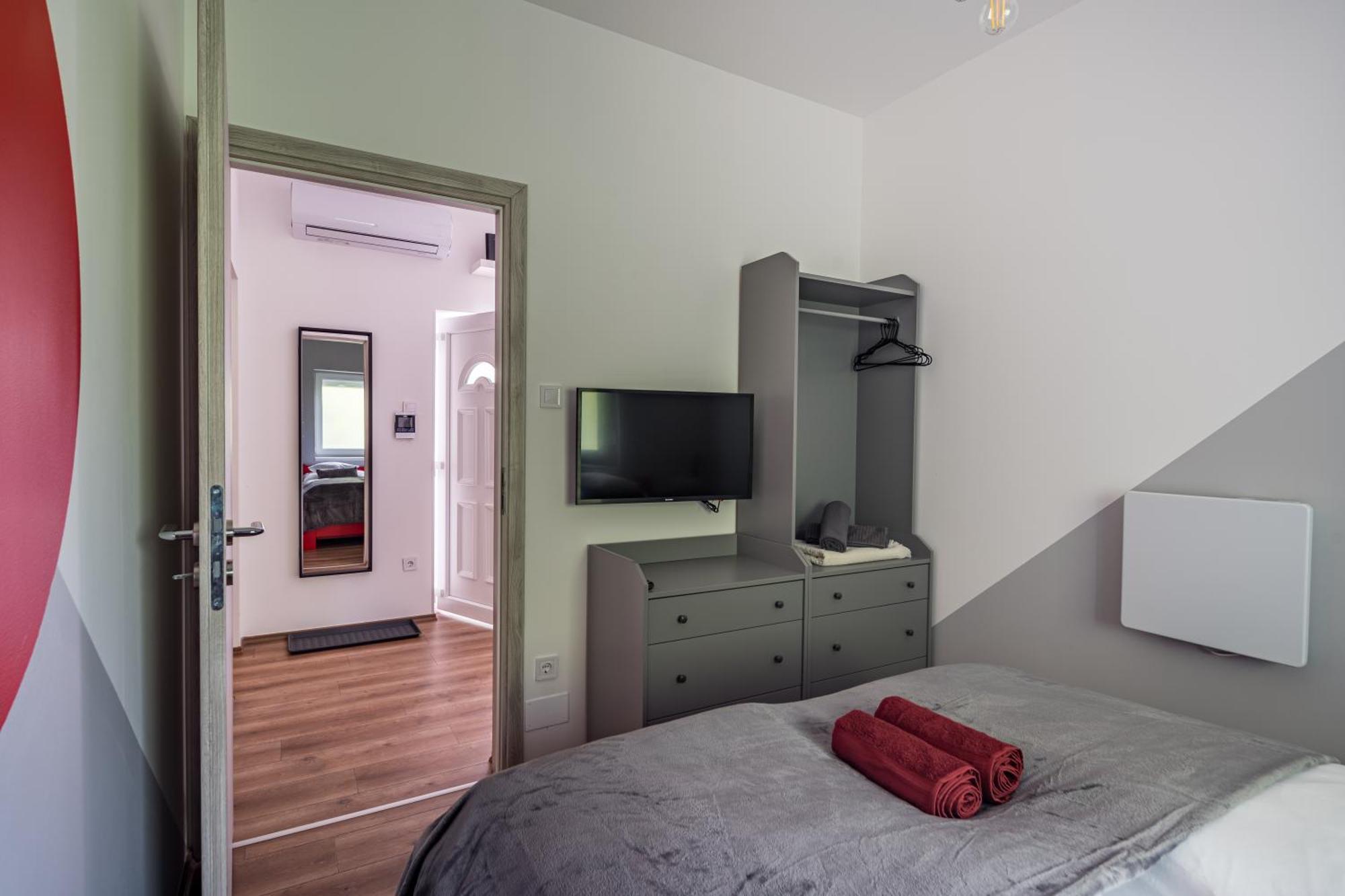 Balatonic Lemon Apartmanhaz Siofok Bagian luar foto