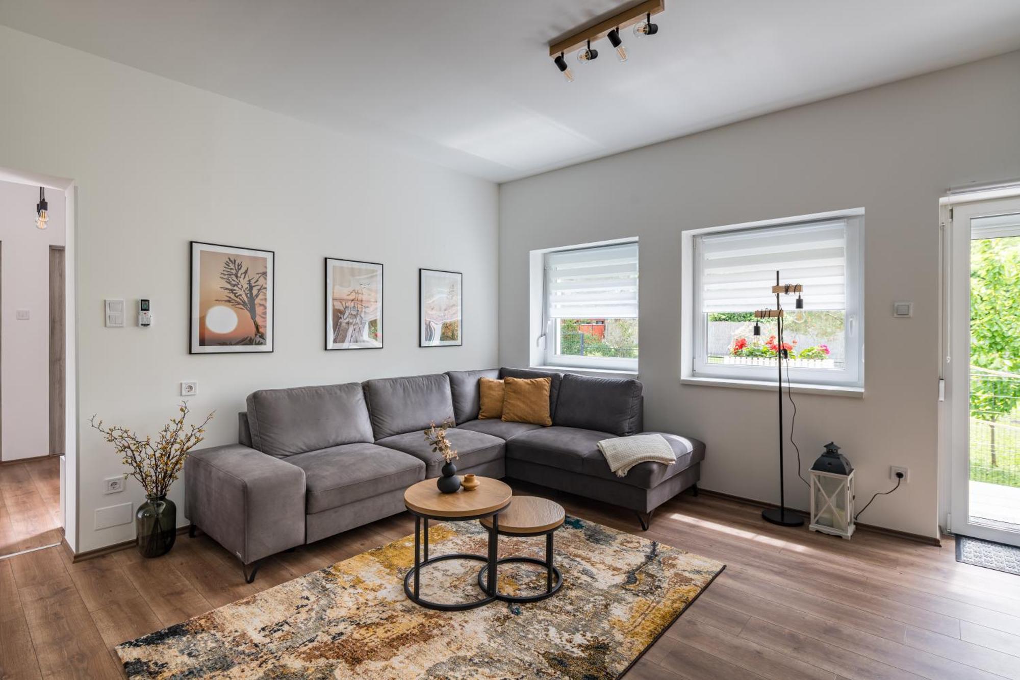 Balatonic Lemon Apartmanhaz Siofok Bagian luar foto